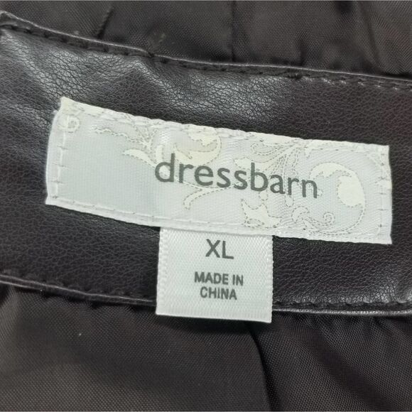 Dressbarn
Brown Faux Leather Ruffle Collar Jacket - Picture 3 of 9